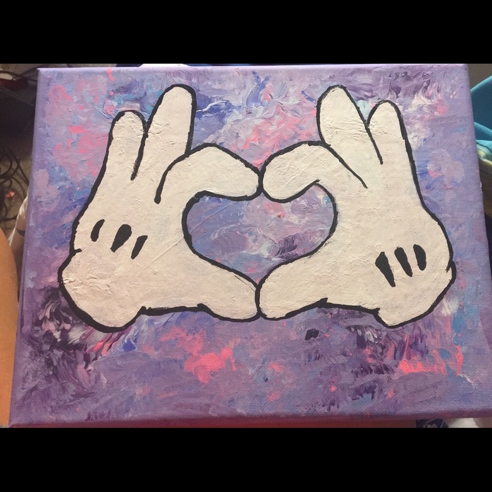 Mickey Mouse Hands Painting